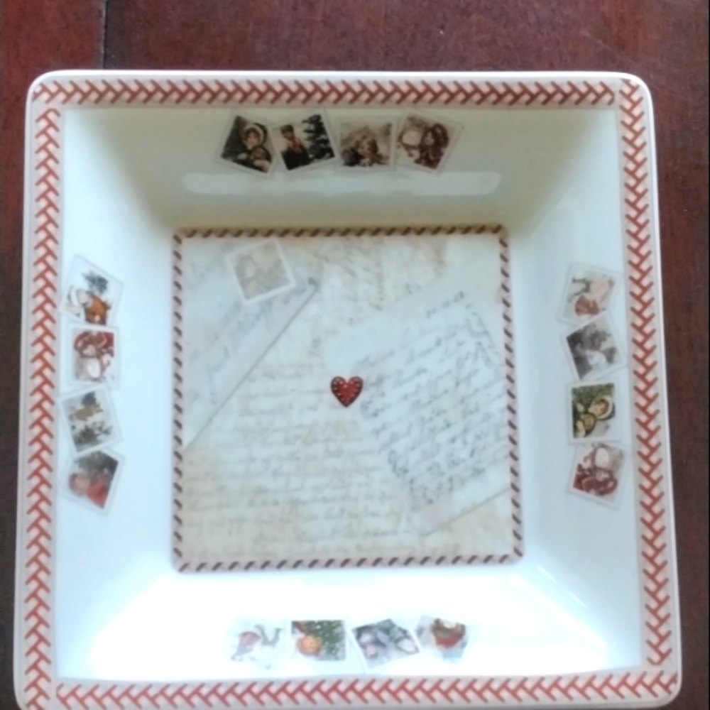 Villeroy and Boch fine china tray. 8 1/2" square width x 1 3/4" hei